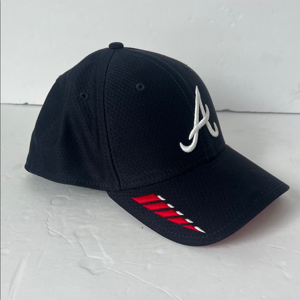 New Era Atlanta Braves 9Forty Stretch Snap Rush B1 Fitted Hat